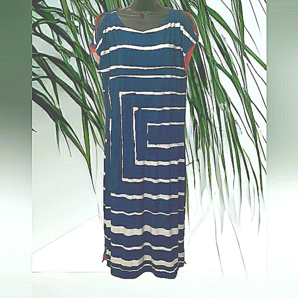 - CHICOS LIGHTWEIGHT POLYESTER SUMMER DRESS